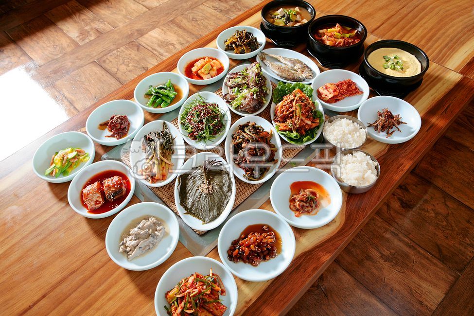 한정식 상차림 반찬