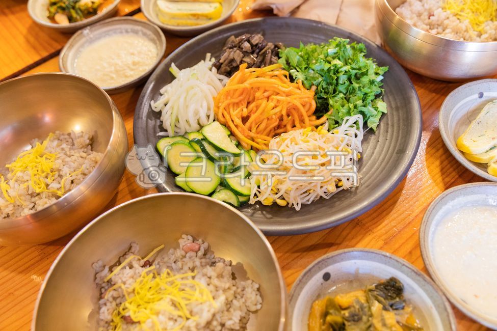 산채 비빔밥 건강식