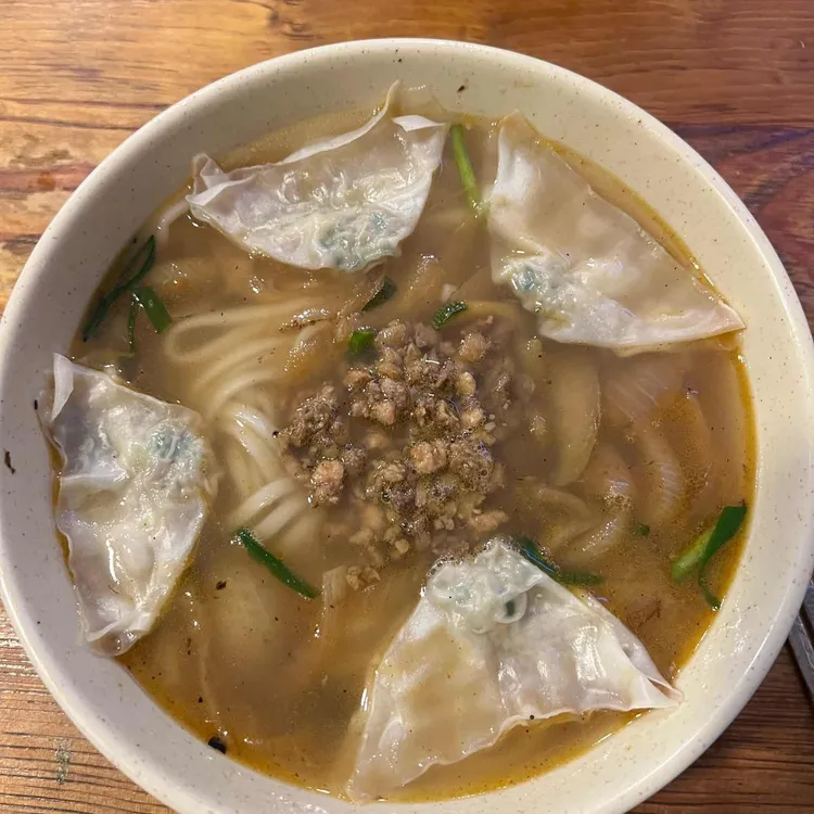 명동교자
