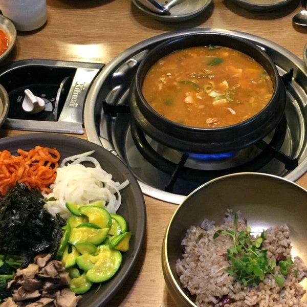 Gangnam Food Guide: Where Seoul Locals Actually Eat