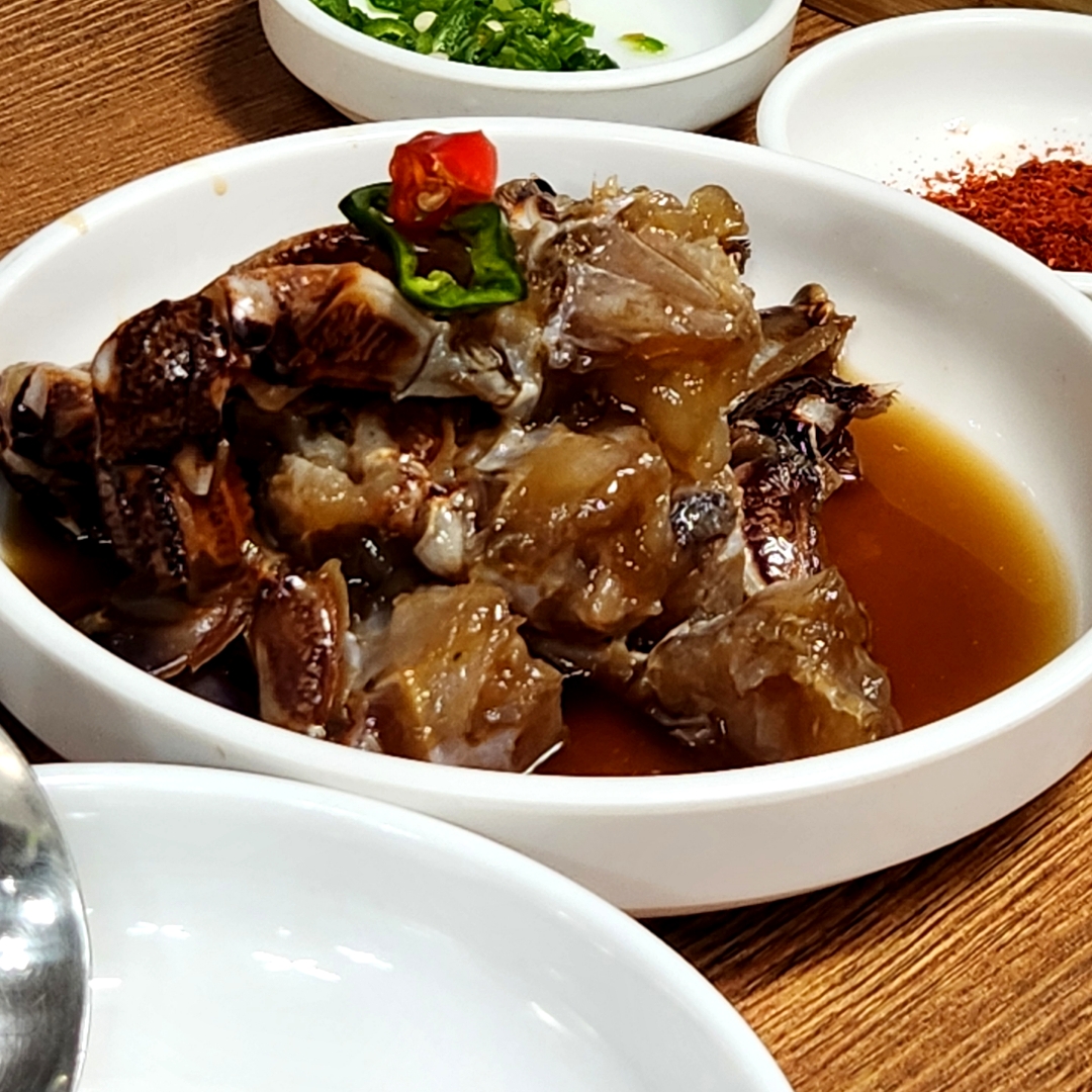 제주 고기국수 몸국 보말칼국수